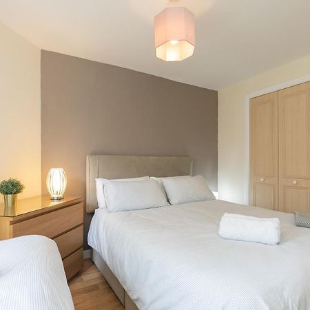 Dicksonfield Quiet Central Family Apartment With Parking Единбург Екстер'єр фото