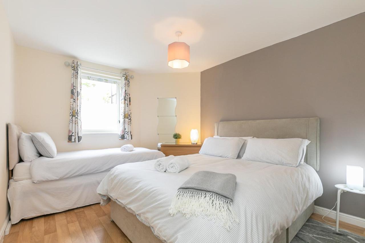 Dicksonfield Quiet Central Family Apartment With Parking Единбург Екстер'єр фото