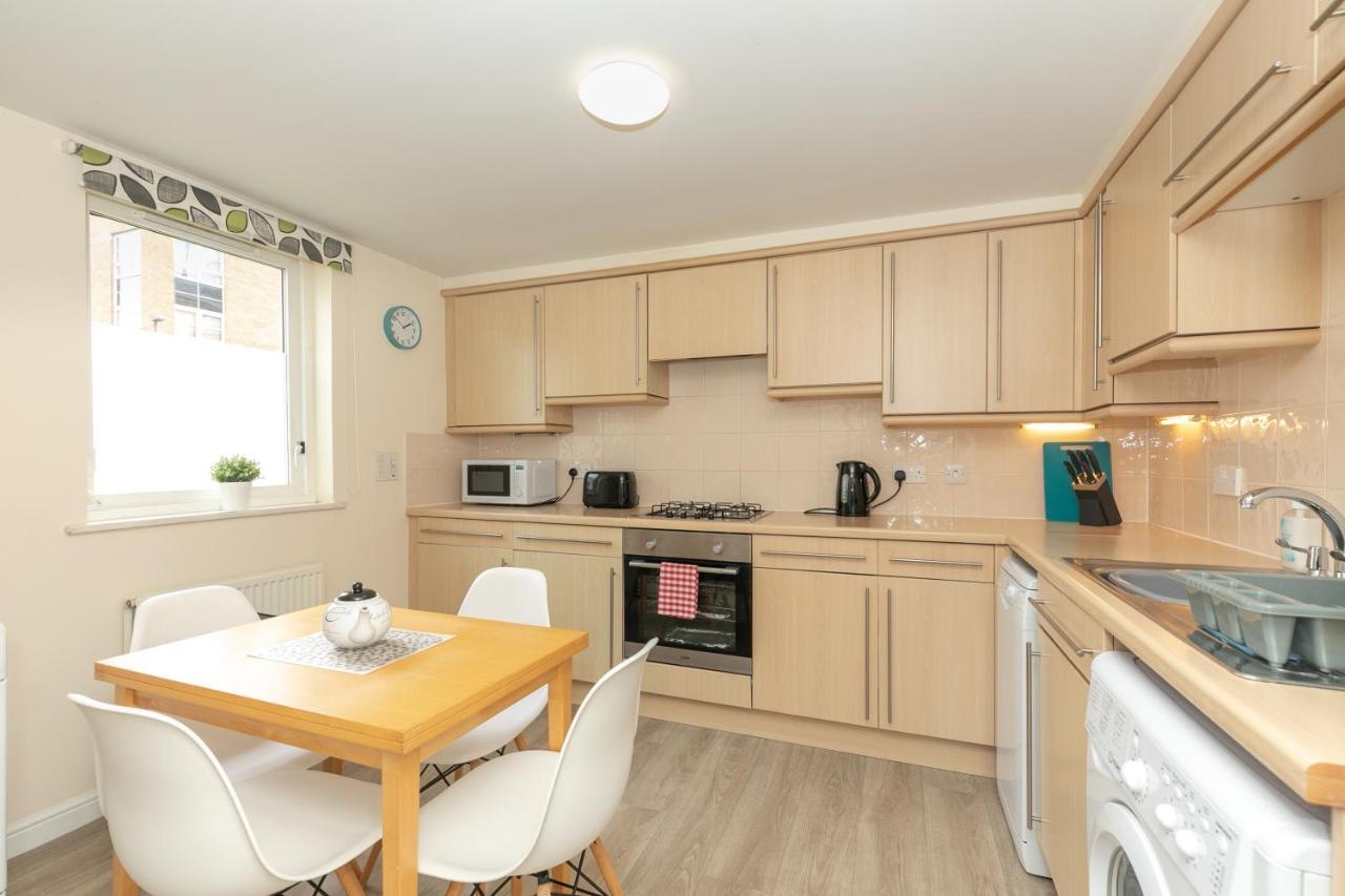 Dicksonfield Quiet Central Family Apartment With Parking Единбург Екстер'єр фото