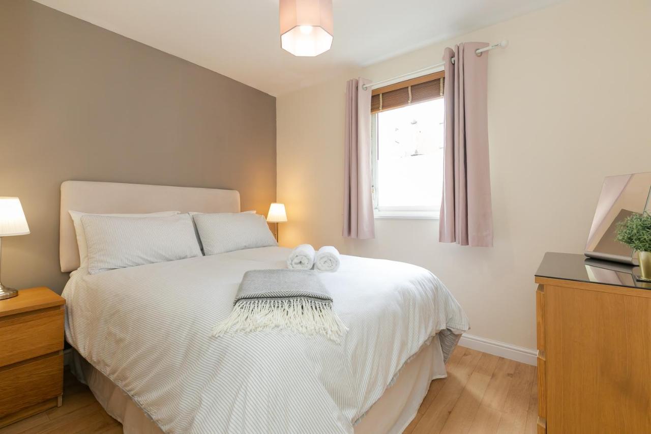 Dicksonfield Quiet Central Family Apartment With Parking Единбург Екстер'єр фото